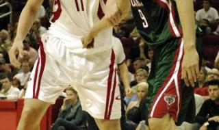 易建联发言感谢姚明